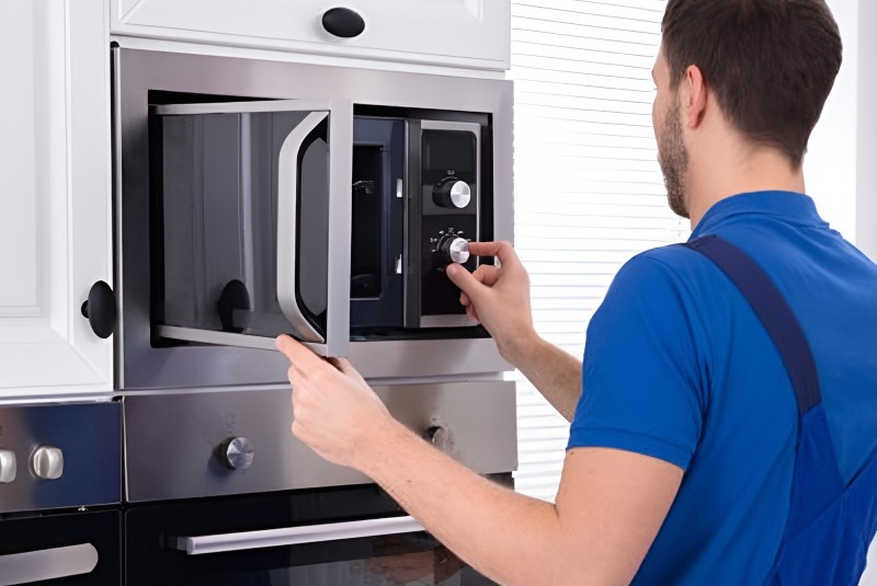 Buld-in Microwave Repair in Miami Beach